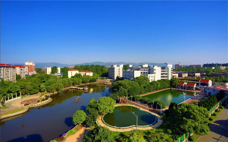 江西财经大学校园风景