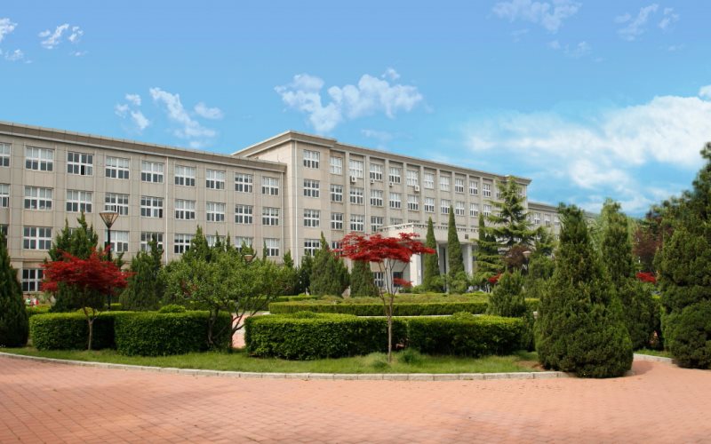 东北财经大学校园风景